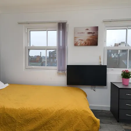 Flat 8 - For 4 In Town Centre Lejlighed Scarborough